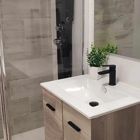 Benidorm Beach ベニドルム